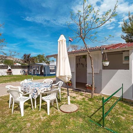 Camp Mali Bungalow バスカ エクステリア 写真