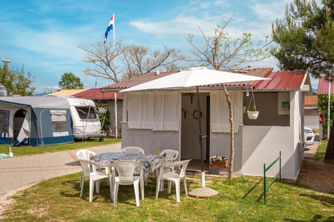 Camp Mali Bungalow バスカ エクステリア 写真